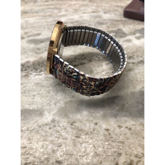 Silver Tone Multicolored Tiger Face with Rhinestones Bezels Watch New Battery main image 5